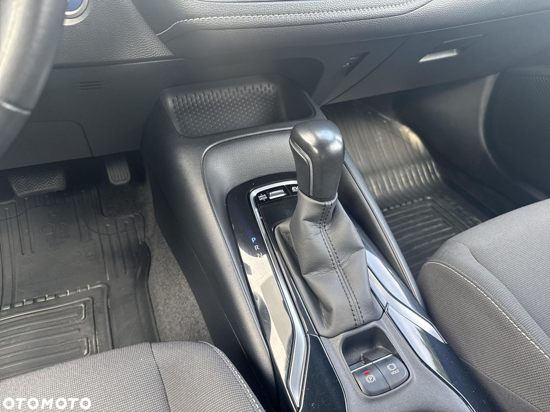 Toyota Corolla - 18