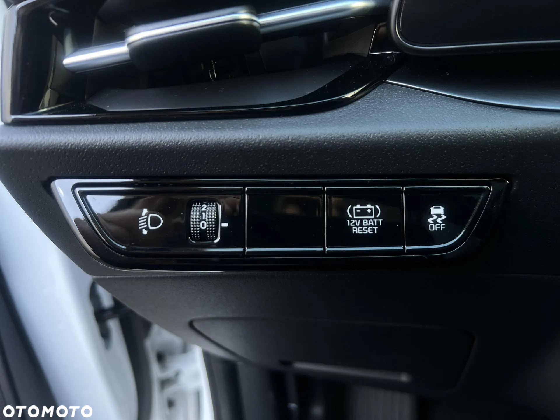 Kia Niro 1.6 GDI Hybrid L - 20