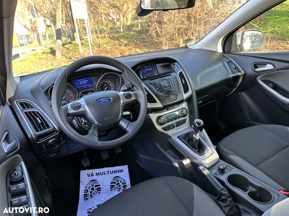 Ford Focus 1.6 TDCi DPF Champions Edition - 5