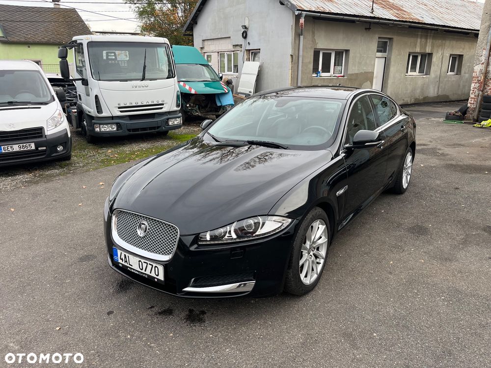 Jaguar XF