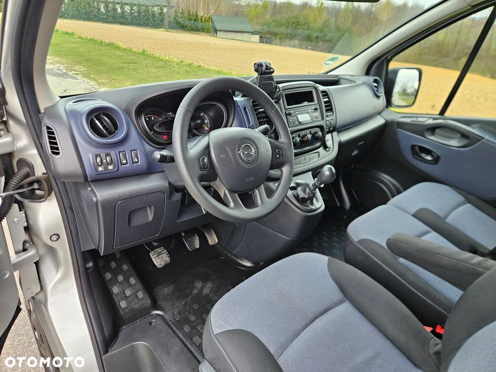 Opel VIVARO - 14