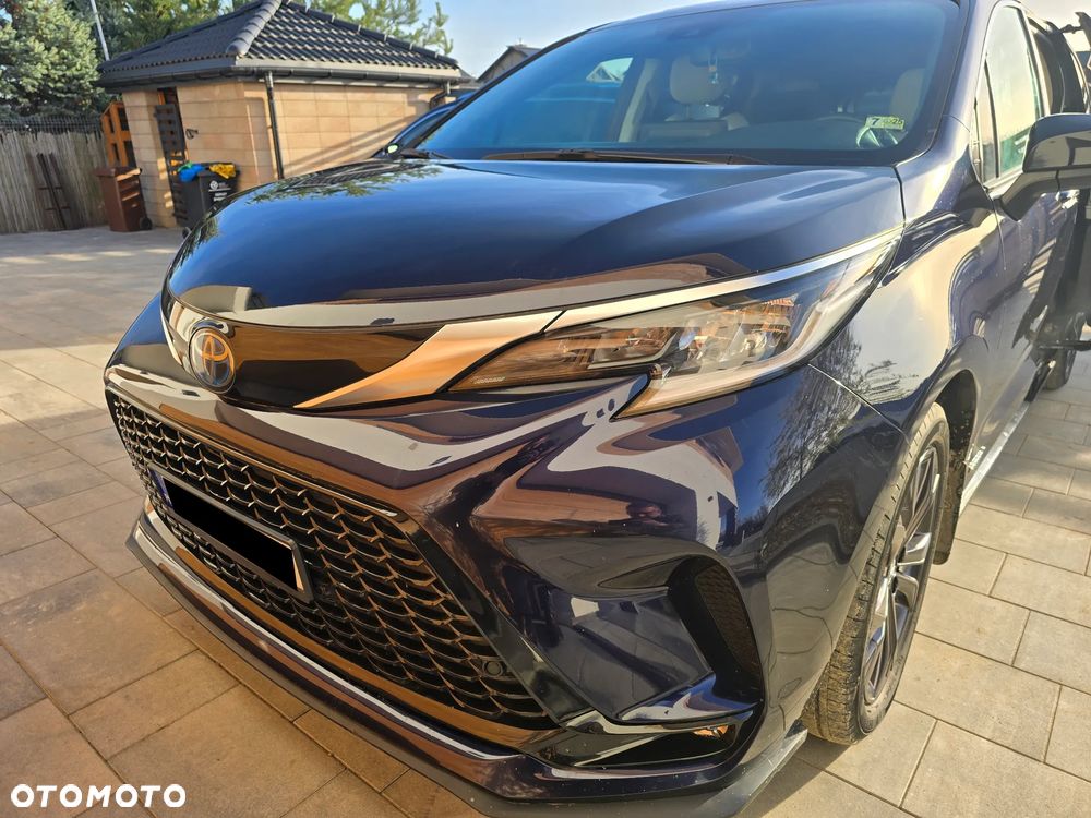 Toyota Sienna - 20