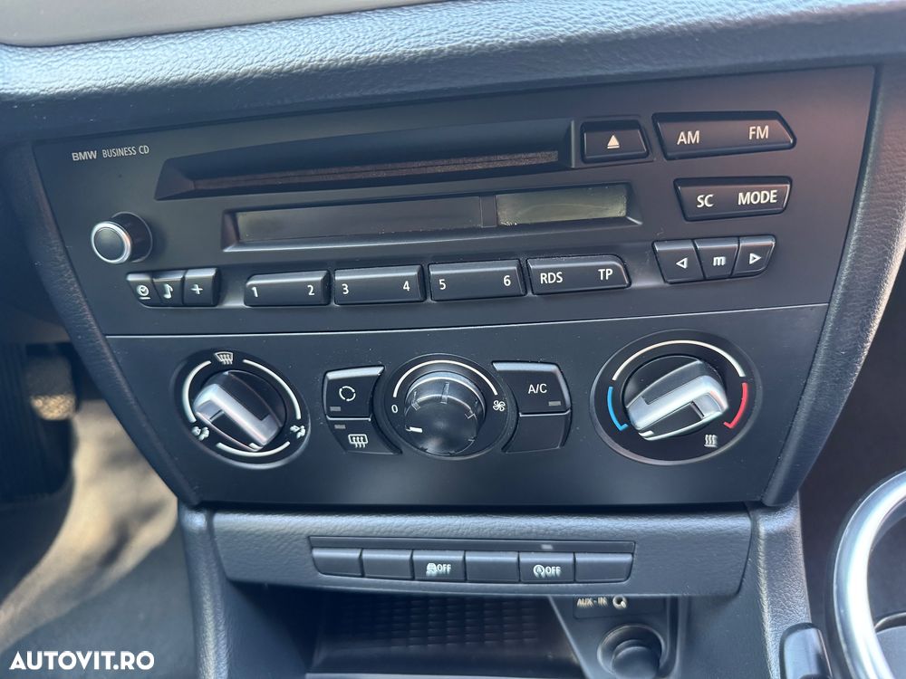 BMW X1 sDrive18d - 11