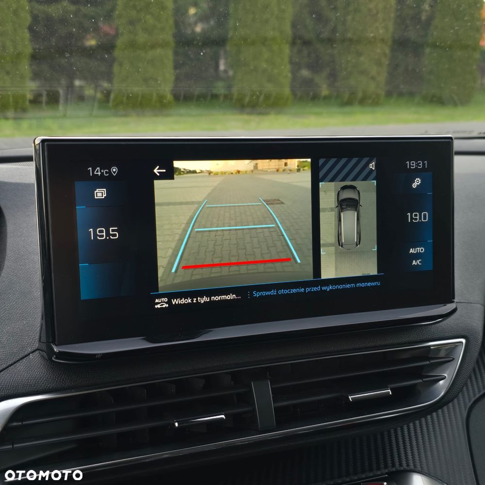 Peugeot 5008 PureTech 130 EAT8 Stop & Start Roadtrip - 38