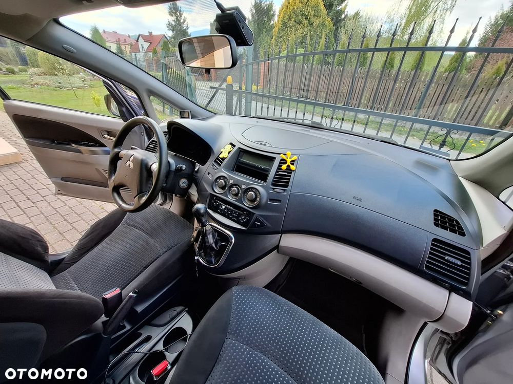 Mitsubishi Grandis 2.0 DI-D Invite - 11