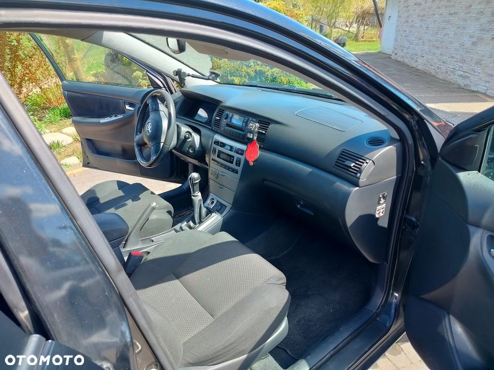 Toyota Corolla 1.4 D-4D Sol - 8