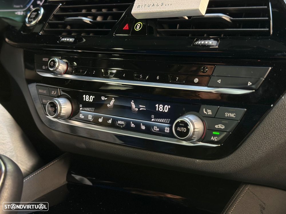 BMW 530 e Pack M - 42