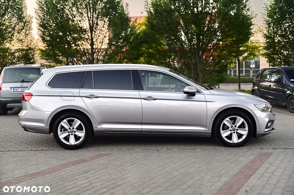 Volkswagen Passat - 13