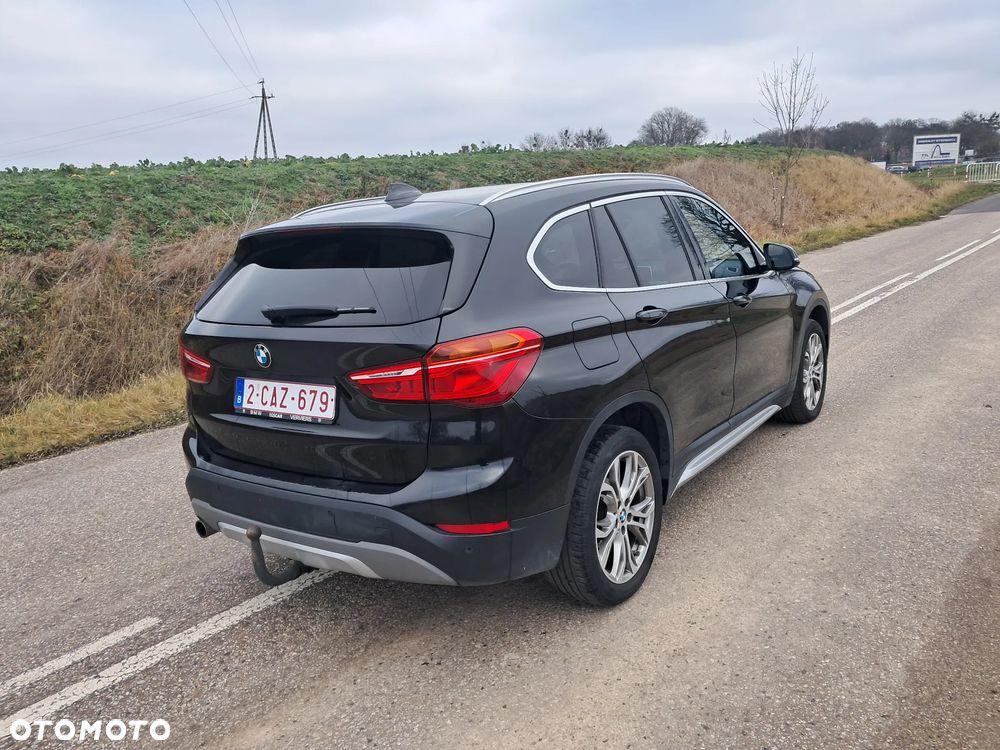 BMW X1 sDrive18d Sport Line - 14