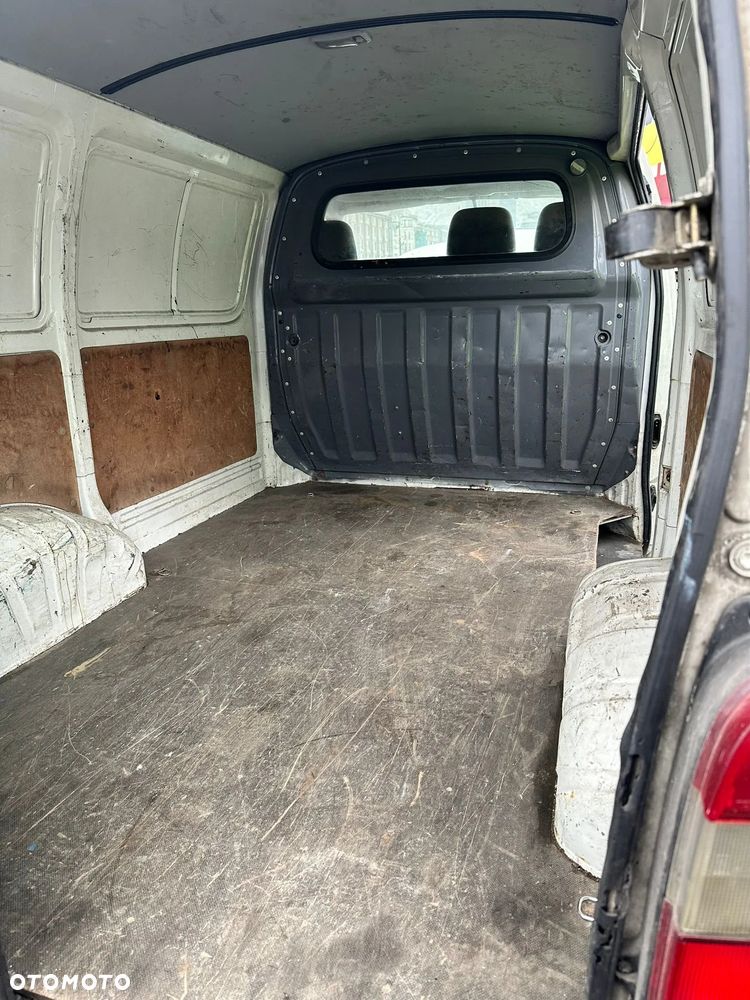 Toyota Hiace D4-D - 9