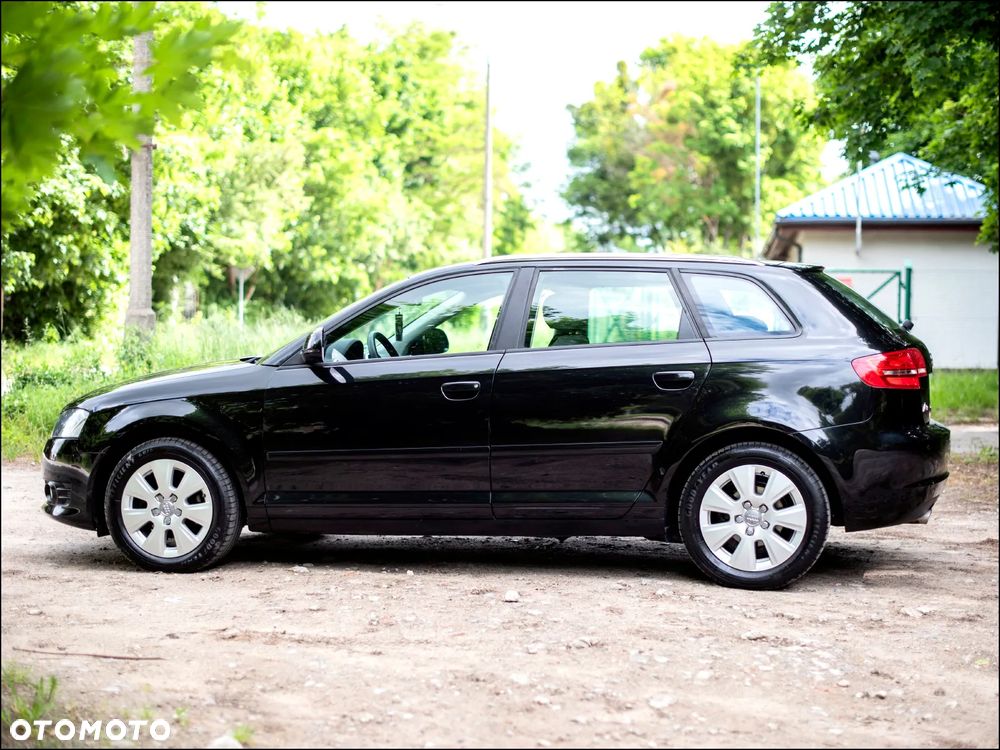 Audi A3 Sportback - 3