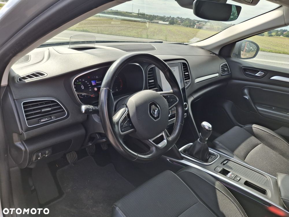 Renault Megane - 11