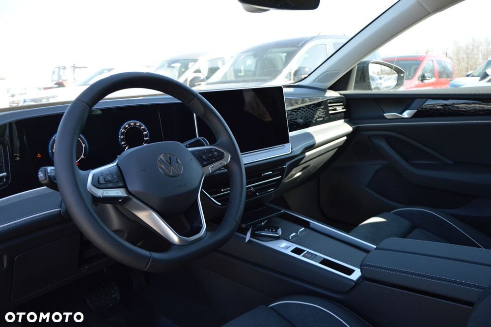 Volkswagen Passat - 8