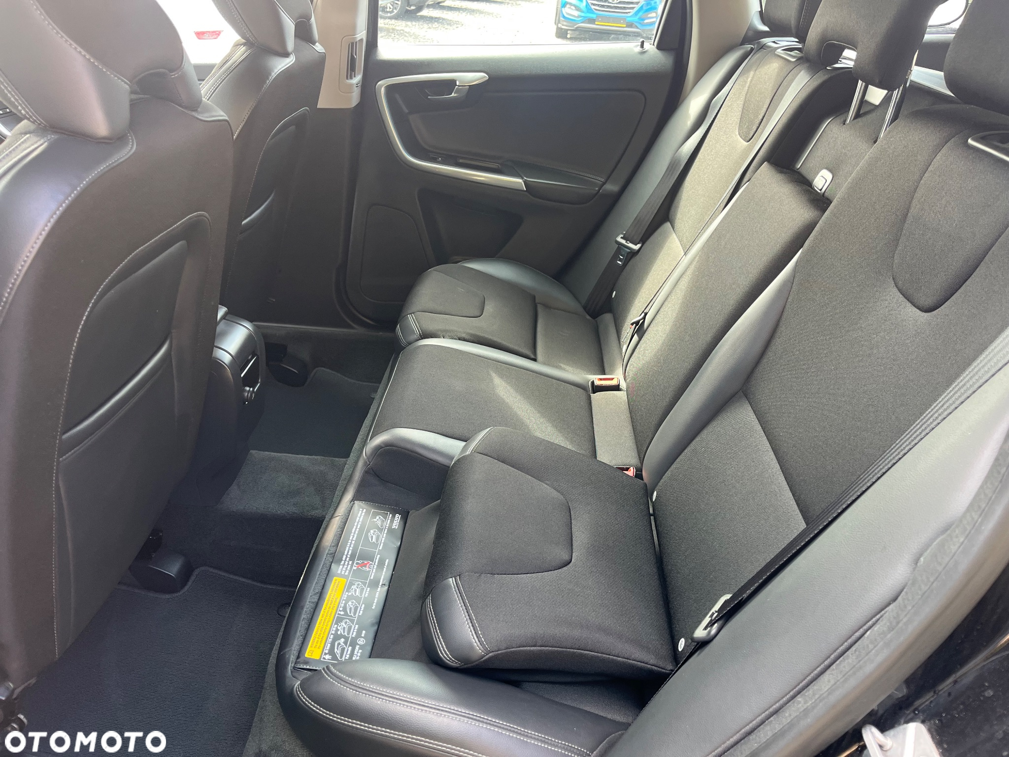 Volvo XC 60 D4 Kinetic - 12