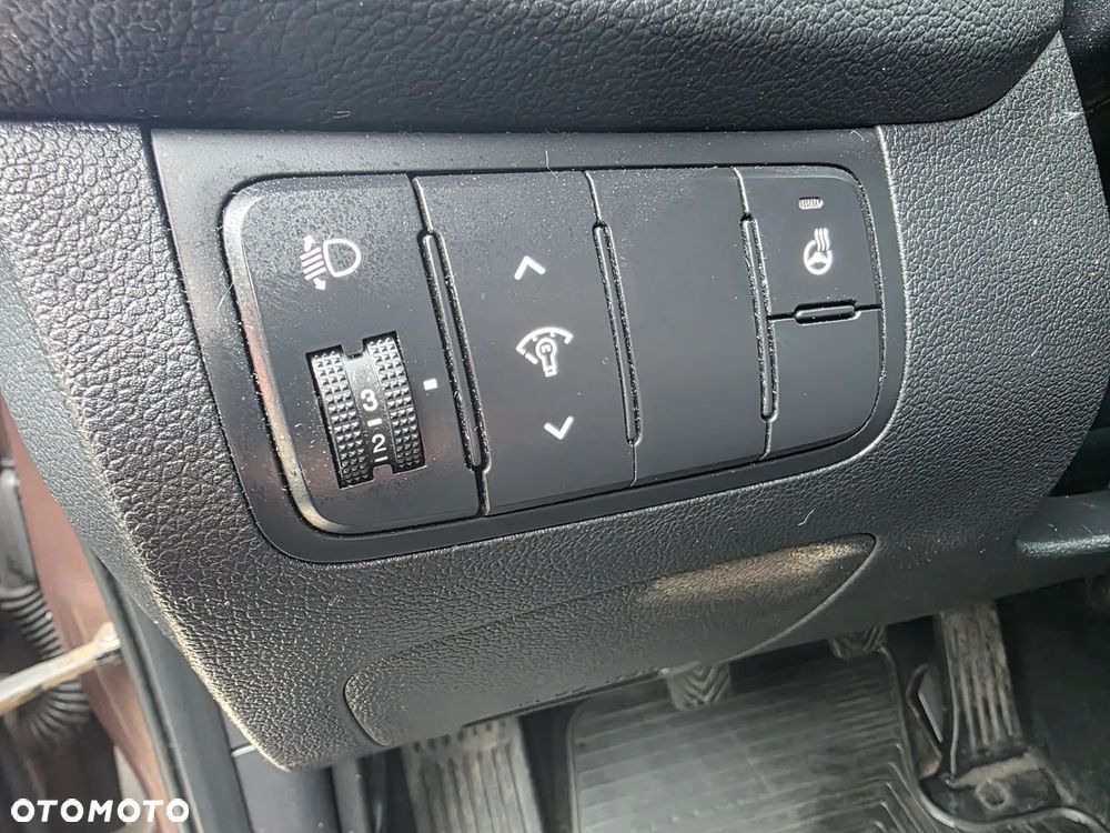 Kia Ceed 1.6 GDI L - 22