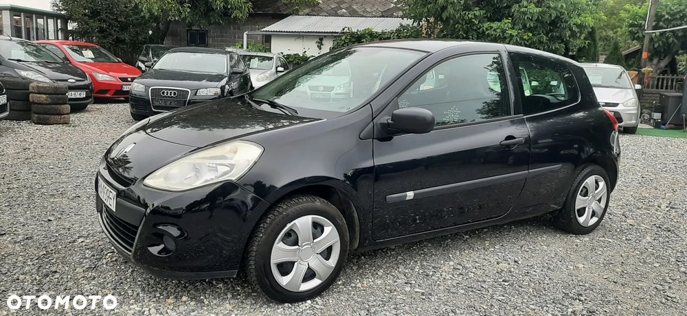 Renault Clio - 18