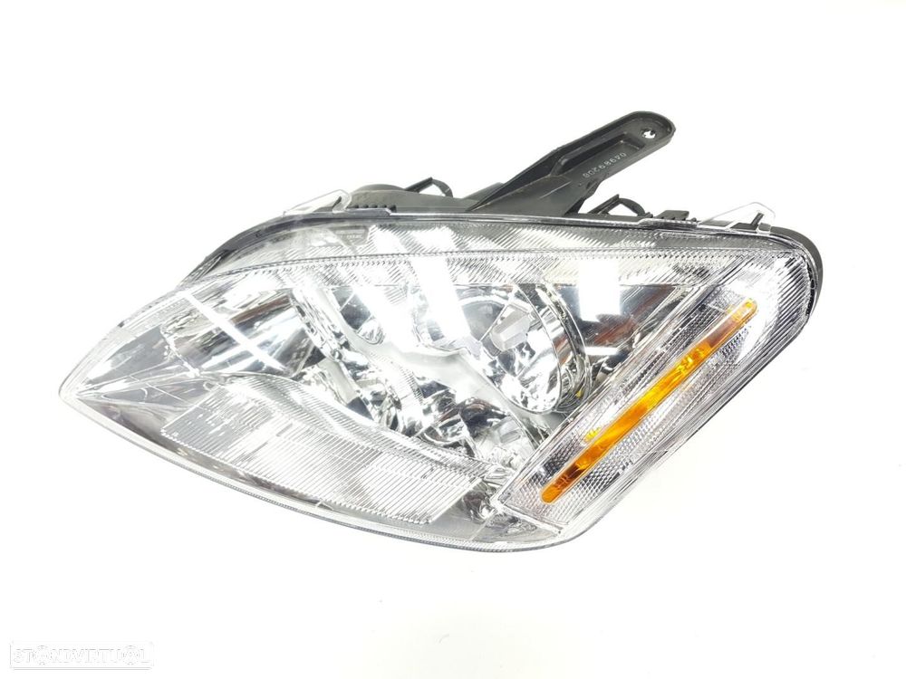 FAROL ESQUERDO FORD FOCUS C-MAX CAP2003 - 1