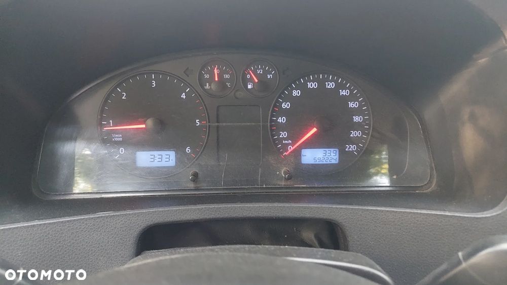 Volkswagen Transporter - 7