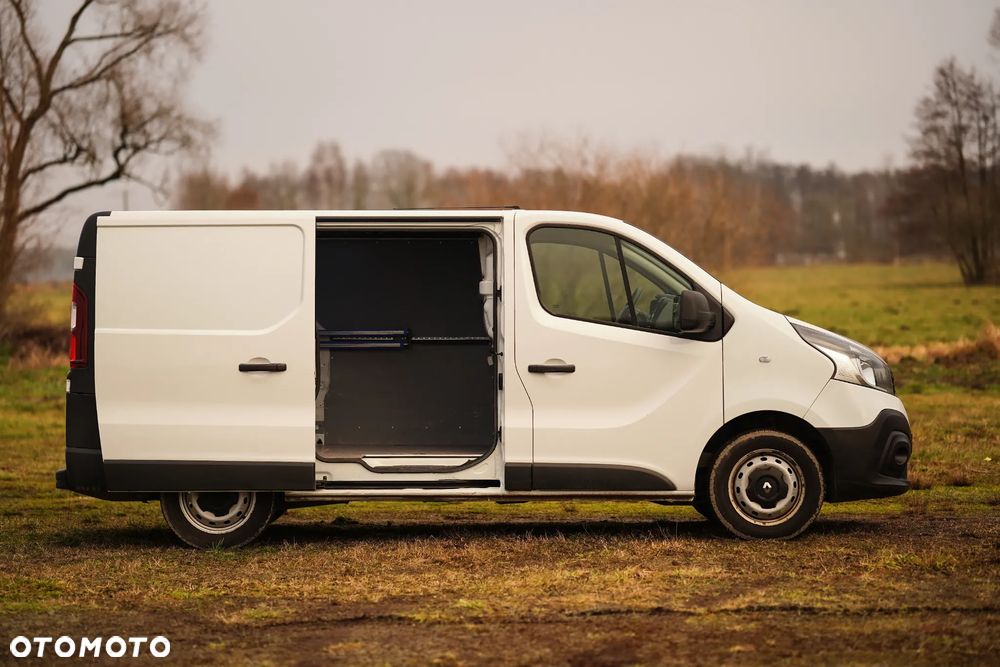 Renault Trafic - 12