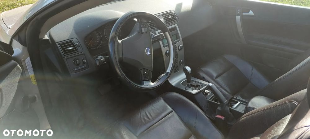 Volvo C70 2.4D5 Momentum - 7