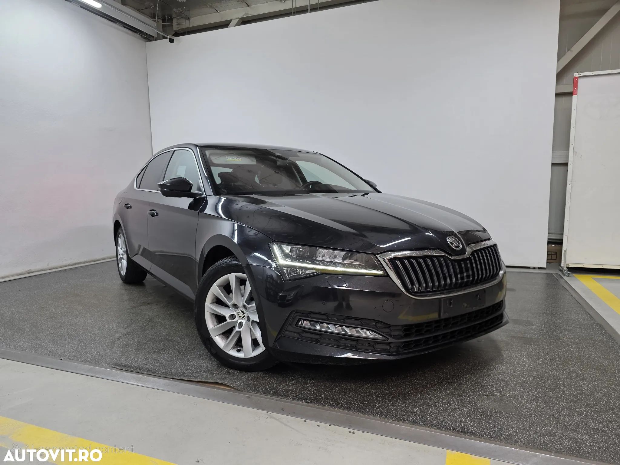 Skoda Superb - 1