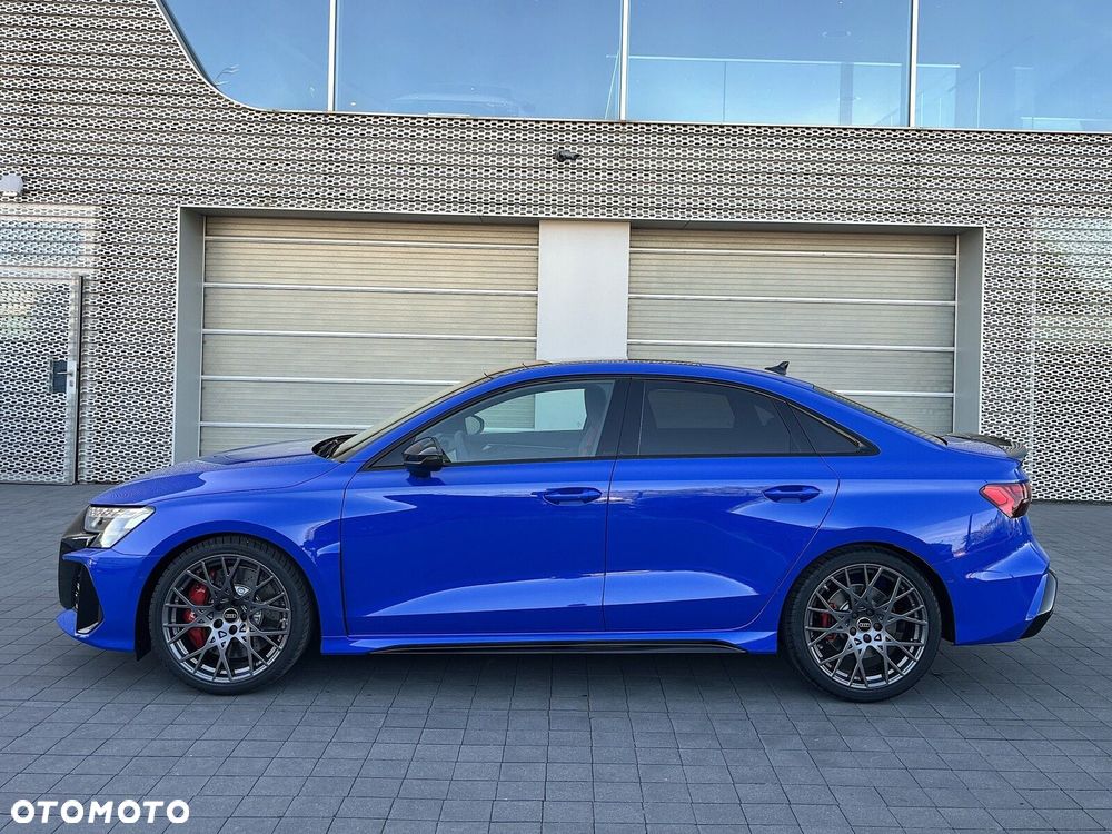 Audi RS3 Limousine - 7