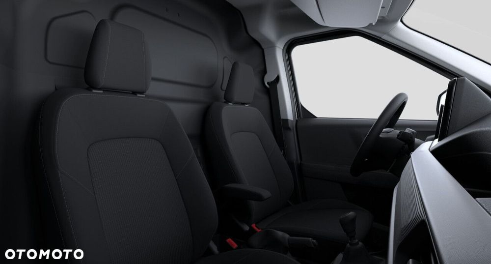 Ford Transit Courier - 11