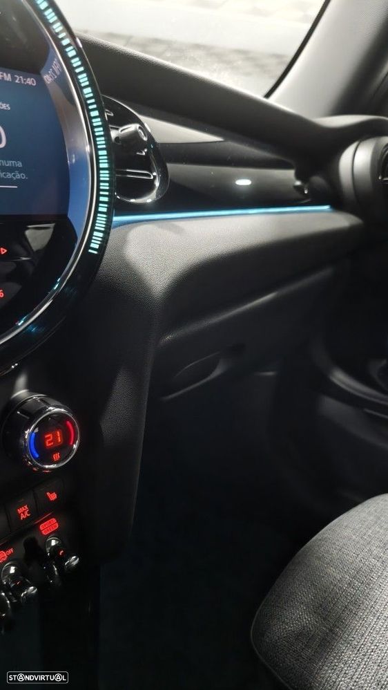 MINI 3 Portas Cooper SE Premium Essential - 43