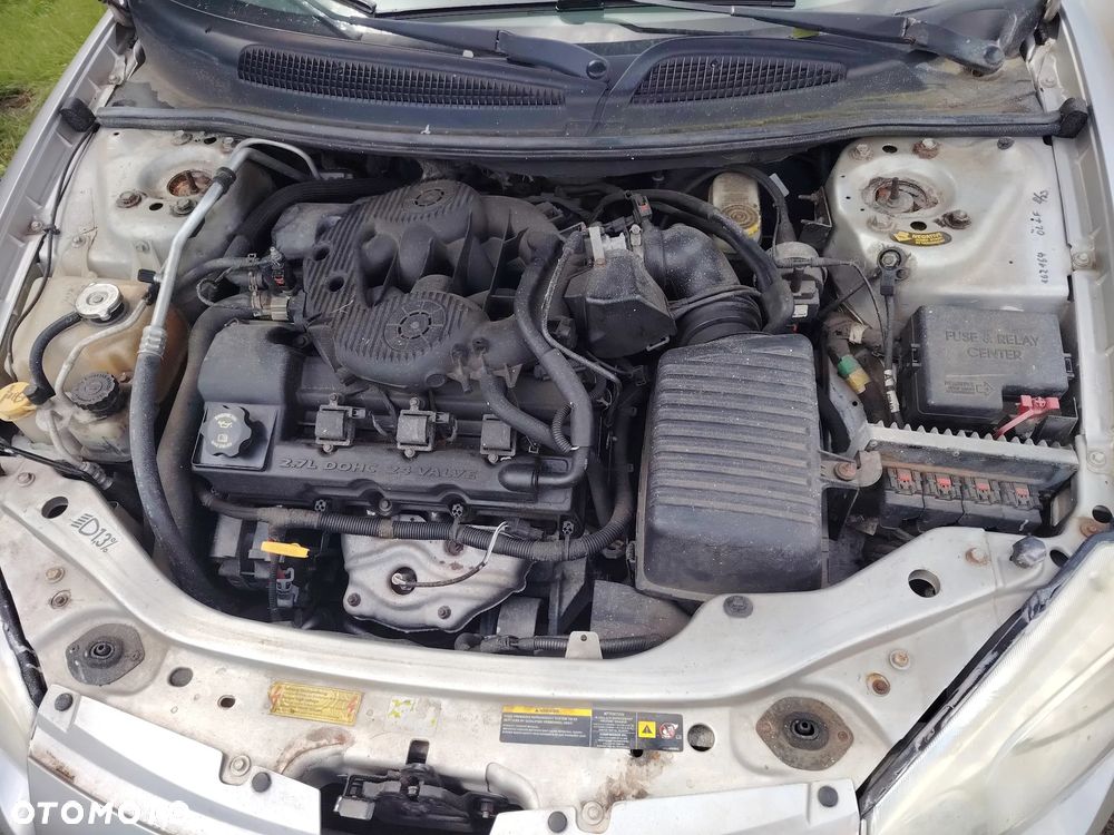 Chrysler Sebring - 4