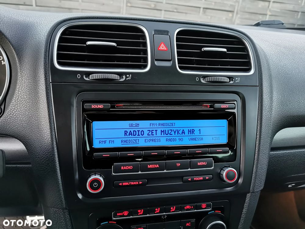 Volkswagen Golf - 26