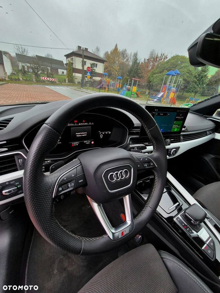 Audi A4 Limousine 35 TFSI S tronic S line - 13