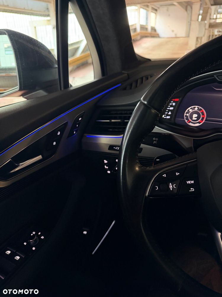 Audi Q7 - 14