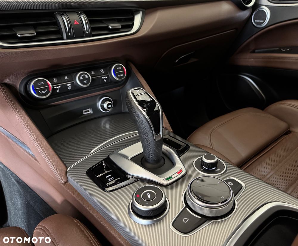 Alfa Romeo Stelvio 2.2 JTDM Veloce Q4 - 30