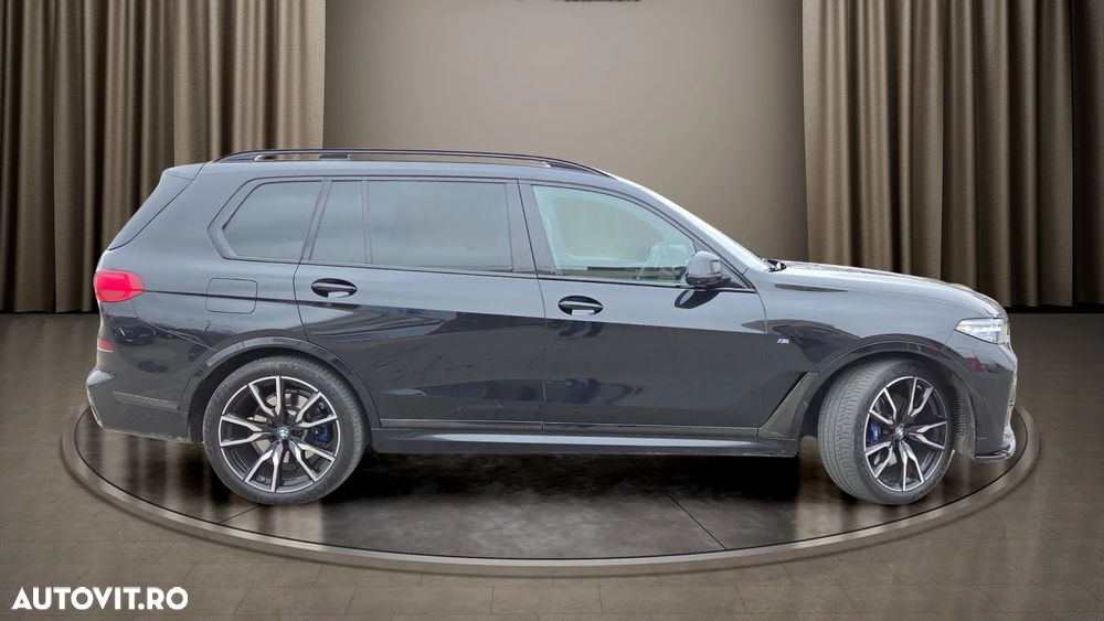 BMW X7 - 7