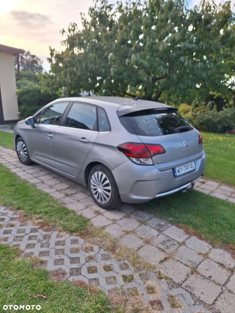 Citroen C4 2015 photo 3