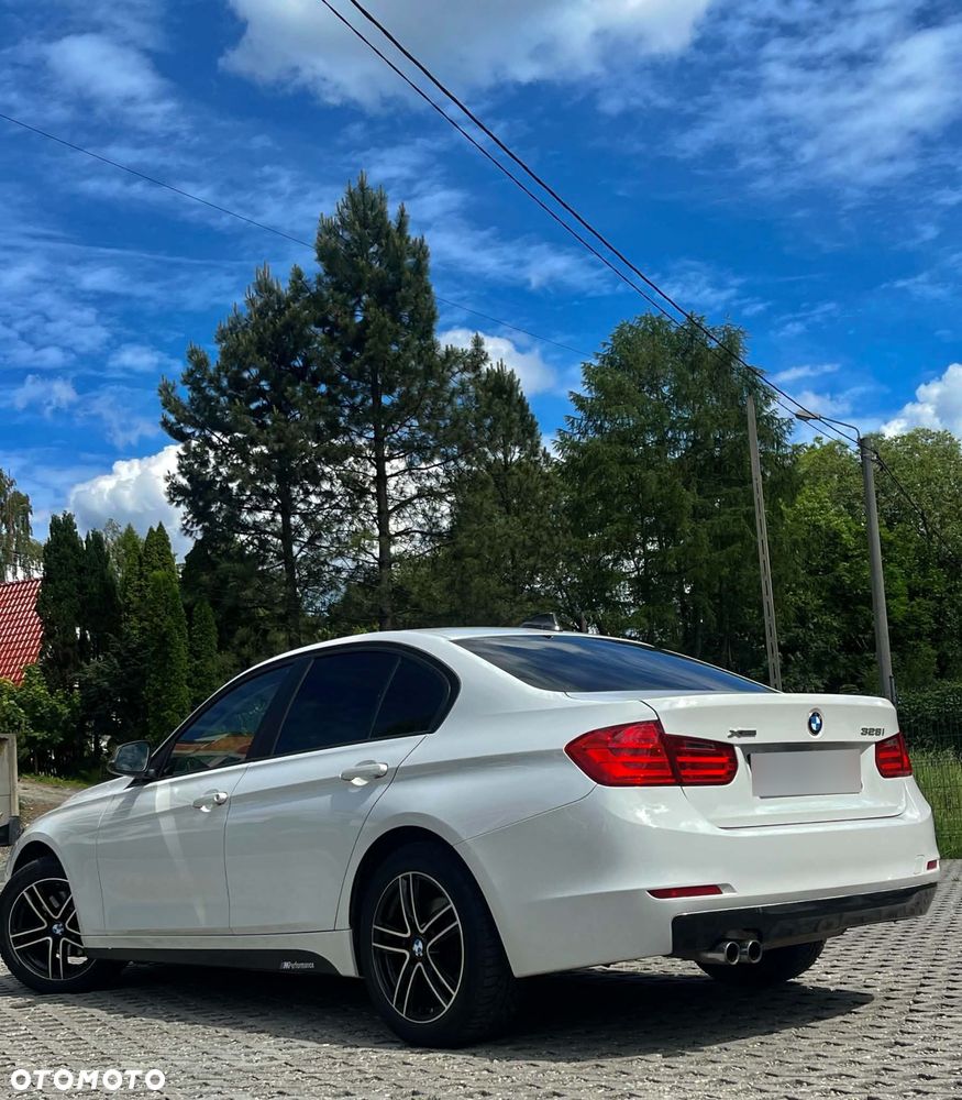 BMW Seria 3 - 12
