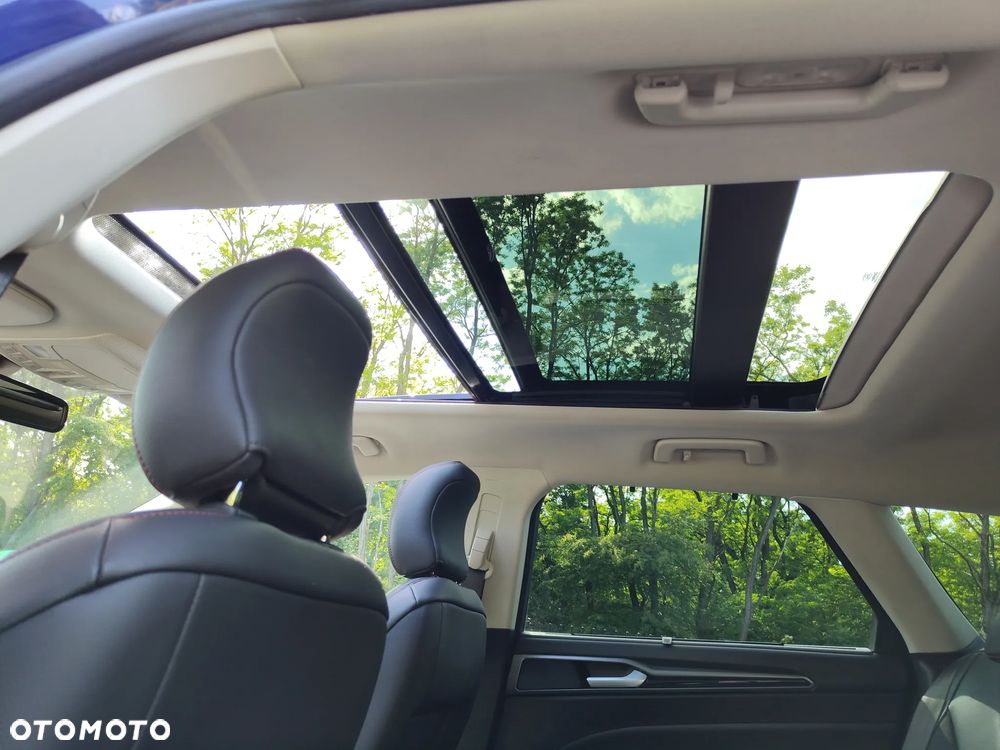 Ford Mondeo 2.0 EcoBoost Titanium X - 38