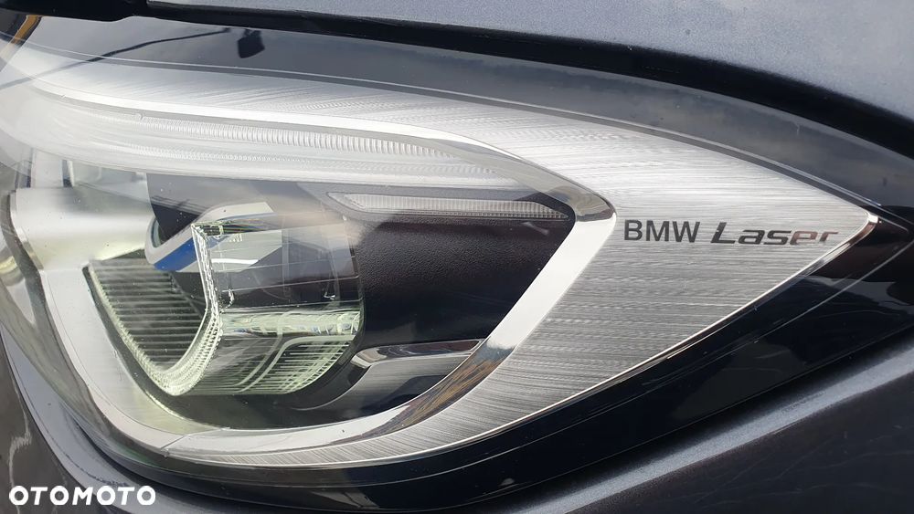 BMW Seria 3 330i xDrive Luxury Line sport - 16