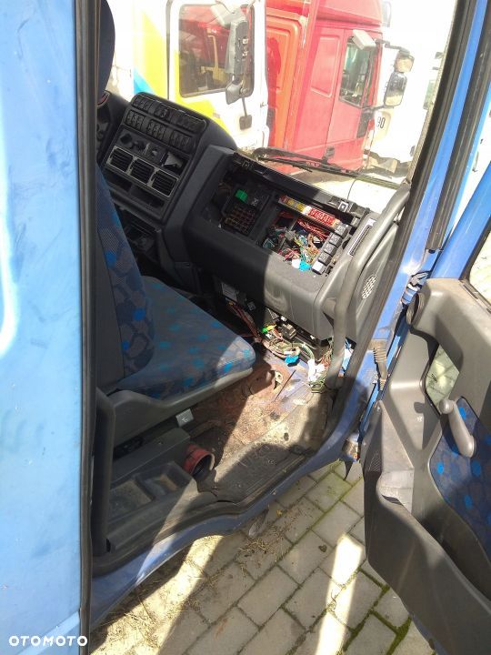 Kabina Iveco Eurocargo 120E sypialna - 6
