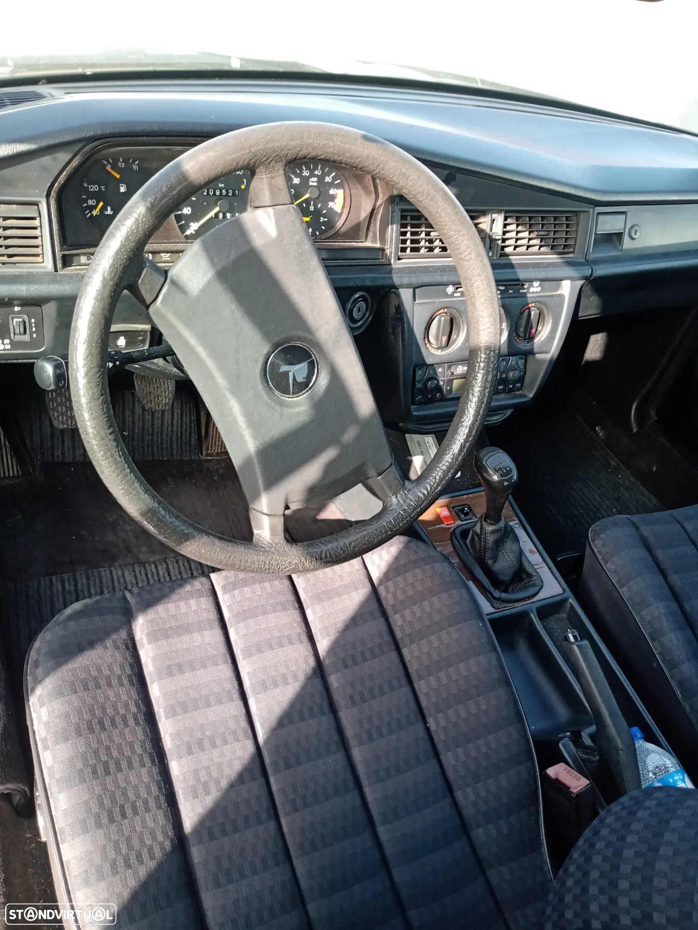 Mercedes-Benz 190 E 2.0 - 4
