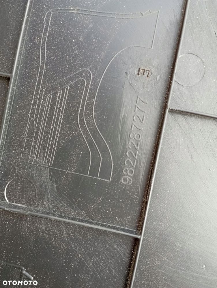 TOYOTA PROACE CITY OSŁONA NA SŁUPEK LEWY PRAWY 19+ - 16