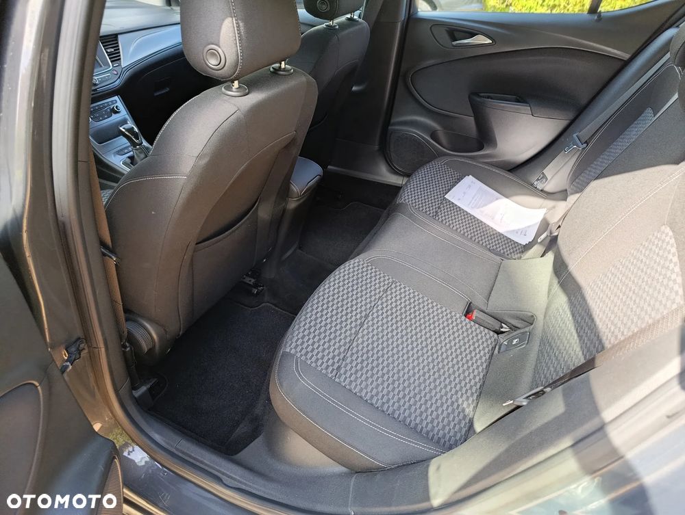 Opel Astra 1.4 T Dynamic - 26