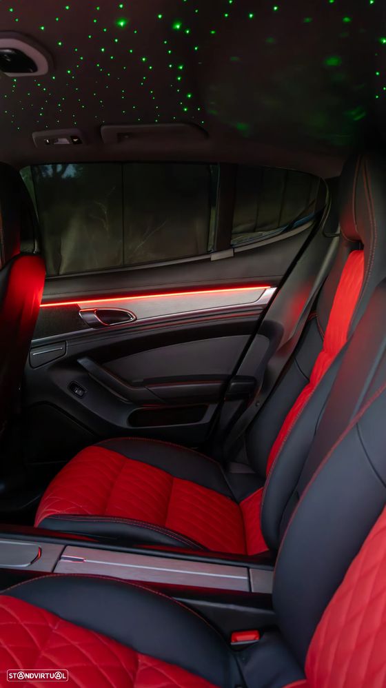 Porsche Panamera 3.0 V6 - 12