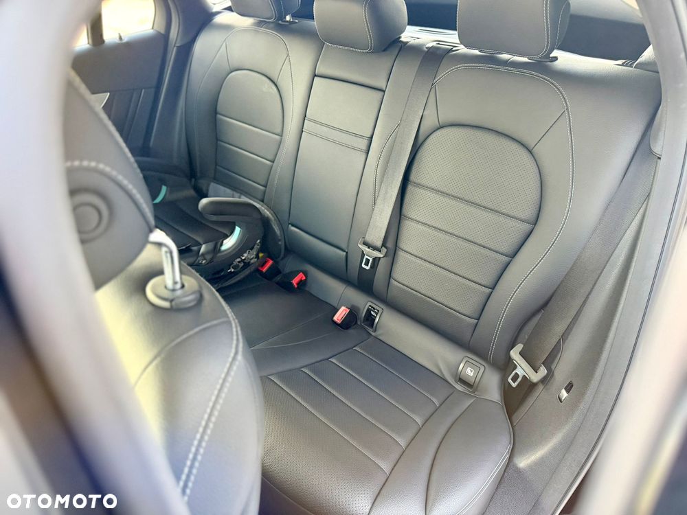 Mercedes-Benz GLC 300 4-Matic - 25