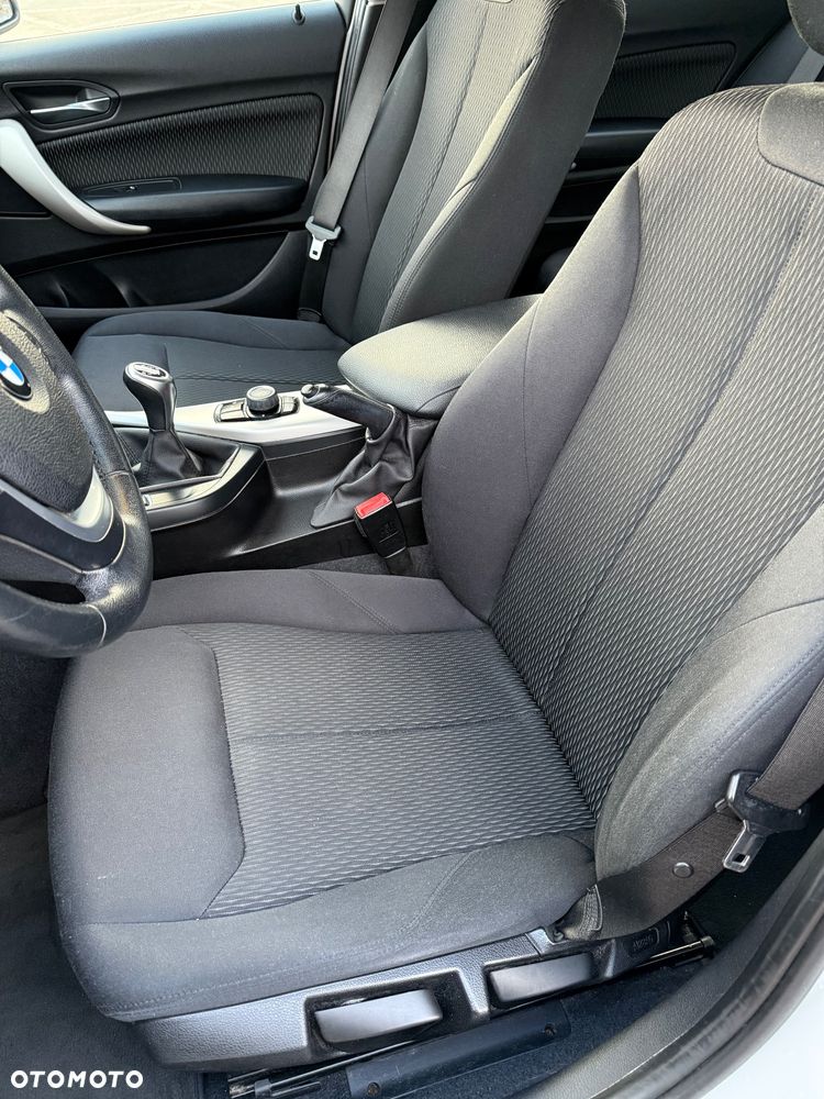 BMW Seria 1 116d - 6