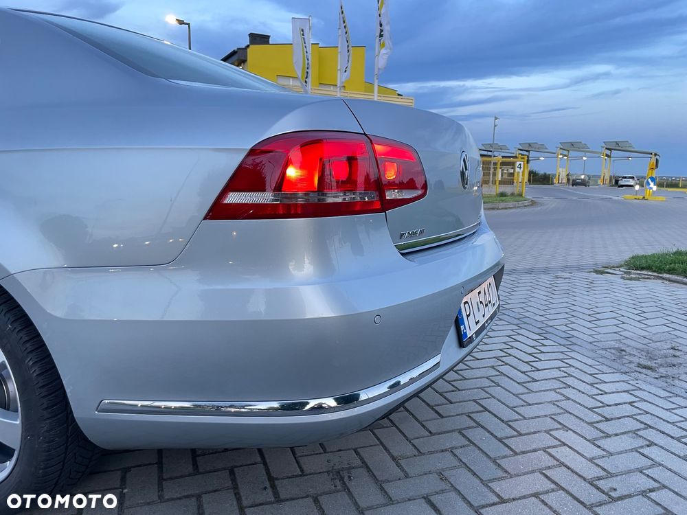 Volkswagen Passat - 23