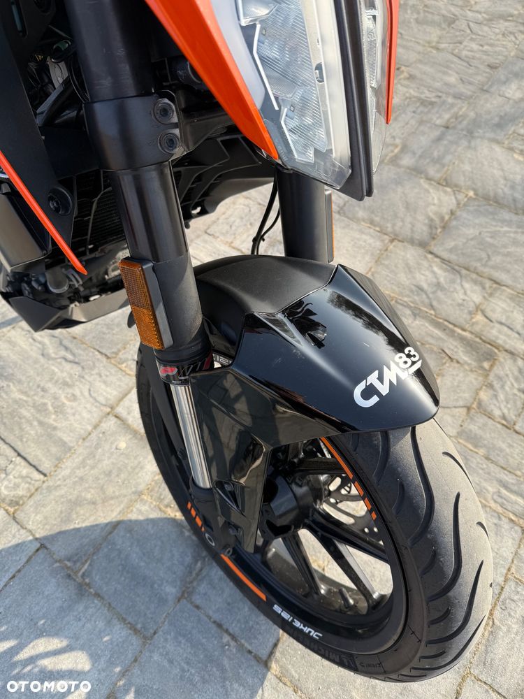 KTM Duke - 10