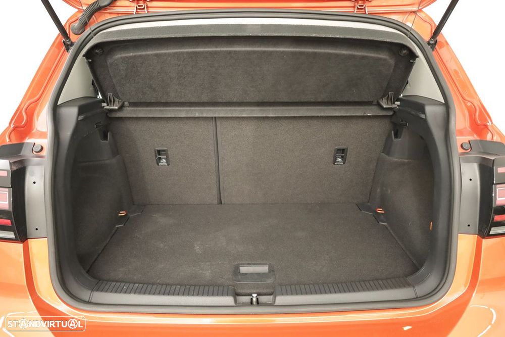 VW T-Cross 1.0 TSI Life - 22