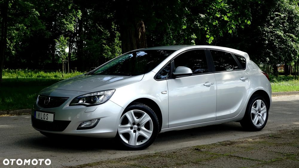 Opel Astra 1.4 Turbo Cosmo - 26