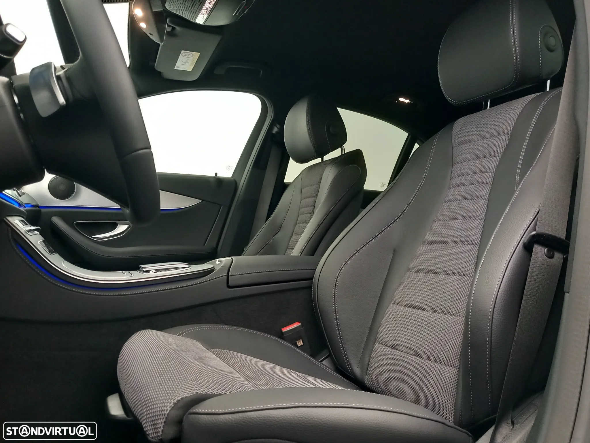 Mercedes-Benz E 300 de Avantgarde - 16